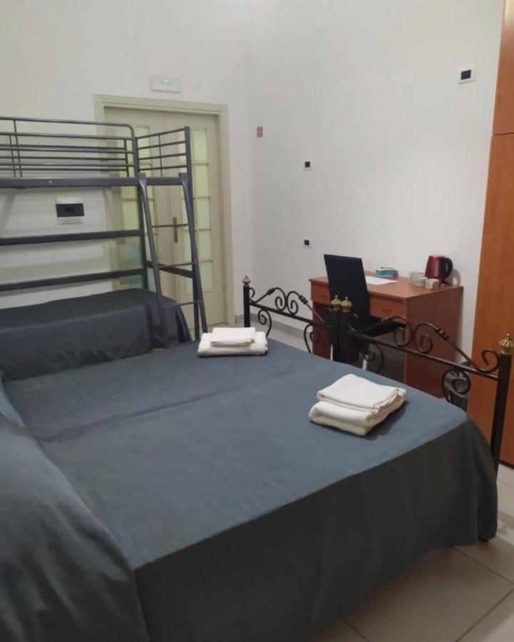 נאפולי B&B Romy מראה חיצוני תמונה
